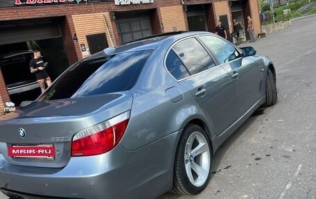BMW 5 серия, 2004 год, 1 650 000 рублей, 7 фотография
