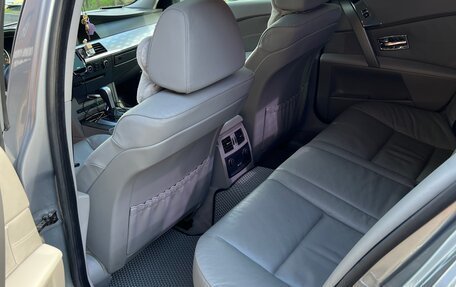 BMW 5 серия, 2004 год, 1 650 000 рублей, 15 фотография