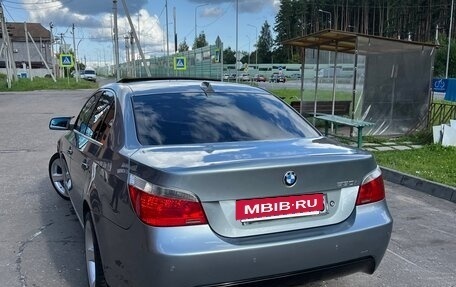 BMW 5 серия, 2004 год, 1 650 000 рублей, 6 фотография