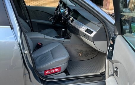 BMW 5 серия, 2004 год, 1 650 000 рублей, 19 фотография