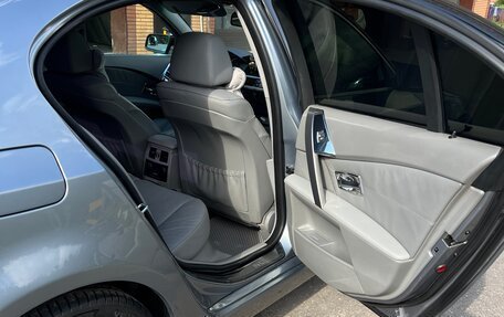 BMW 5 серия, 2004 год, 1 650 000 рублей, 21 фотография