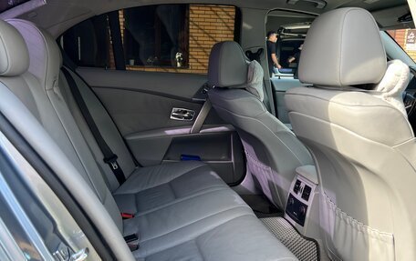 BMW 5 серия, 2004 год, 1 650 000 рублей, 23 фотография