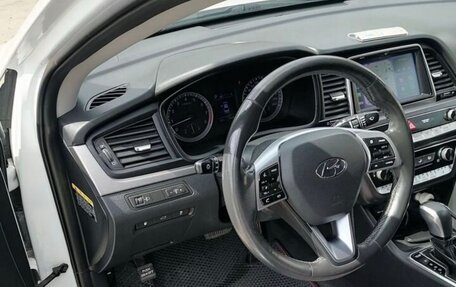Hyundai Sonata VII, 2018 год, 2 100 000 рублей, 14 фотография