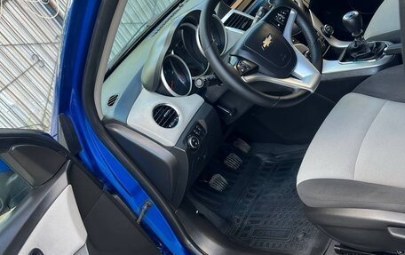 Chevrolet Cruze II, 2011 год, 799 000 рублей, 6 фотография