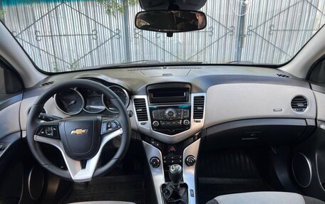 Chevrolet Cruze II, 2011 год, 799 000 рублей, 7 фотография