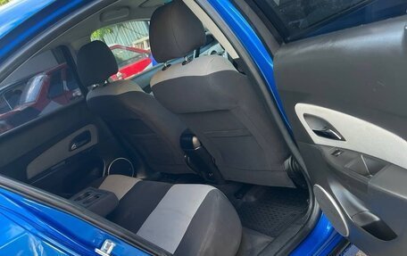 Chevrolet Cruze II, 2011 год, 799 000 рублей, 17 фотография