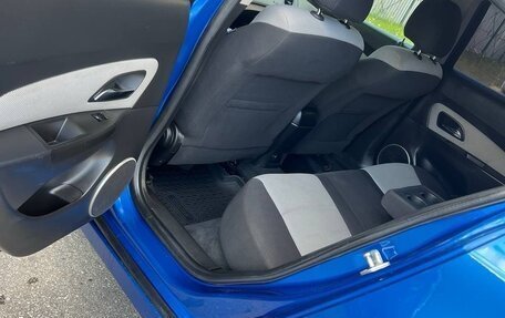 Chevrolet Cruze II, 2011 год, 799 000 рублей, 16 фотография