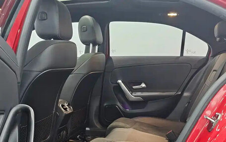 Mercedes-Benz A-Класс, 2021 год, 1 743 000 рублей, 9 фотография