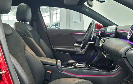 Mercedes-Benz A-Класс, 2021 год, 1 743 000 рублей, 7 фотография