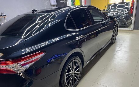 Toyota Camry, 2023 год, 3 650 000 рублей, 7 фотография