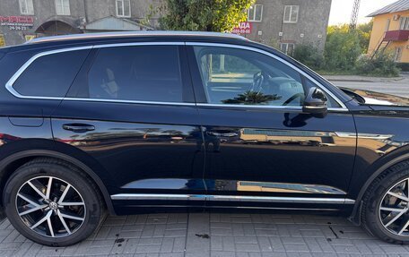 Volkswagen Touareg III, 2018 год, 3 750 000 рублей, 6 фотография