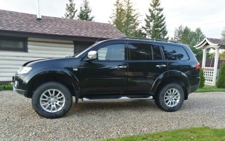 Mitsubishi Pajero Sport II рестайлинг, 2011 год, 1 600 000 рублей, 24 фотография