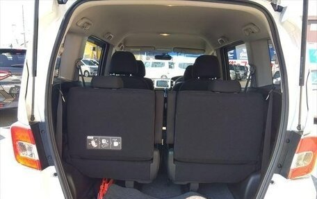 Honda Freed I, 2014 год, 800 000 рублей, 38 фотография