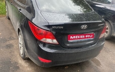 Hyundai Solaris II рестайлинг, 2013 год, 500 000 рублей, 1 фотография