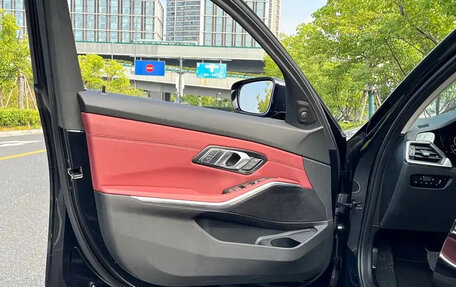 BMW 3 серия, 2022 год, 2 950 000 рублей, 12 фотография