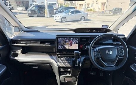 Honda Stepwgn IV, 2022 год, 2 000 007 рублей, 3 фотография