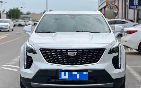 Cadillac XT4 I, 2021 год, 2 300 000 рублей, 2 фотография