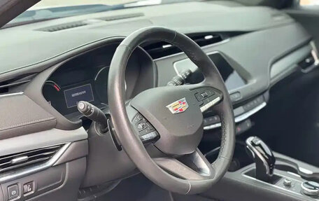 Cadillac XT4 I, 2021 год, 2 300 000 рублей, 3 фотография