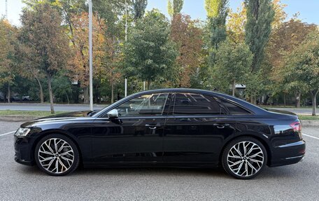 Audi S8, 2020 год, 11 000 000 рублей, 3 фотография