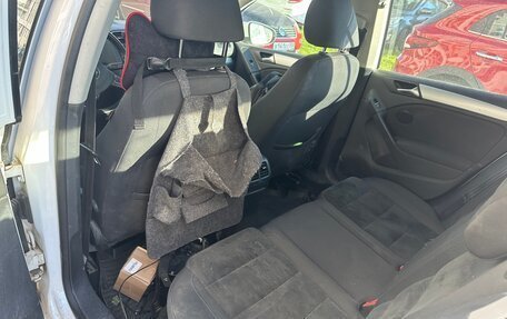 Volkswagen Golf VI, 2011 год, 780 000 рублей, 6 фотография