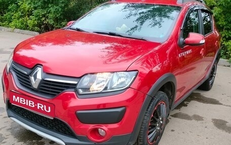 Renault Sandero II рестайлинг, 2016 год, 1 300 000 рублей, 1 фотография