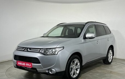 Mitsubishi Outlander III рестайлинг 3, 2013 год, 1 150 000 рублей, 1 фотография