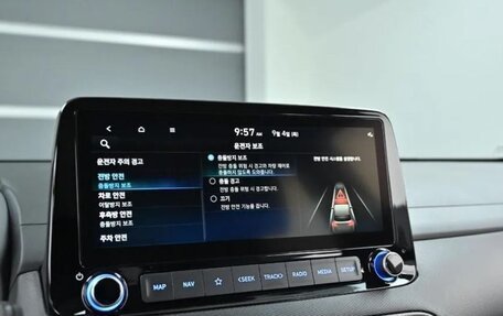 Hyundai Kona I, 2022 год, 1 290 000 рублей, 15 фотография