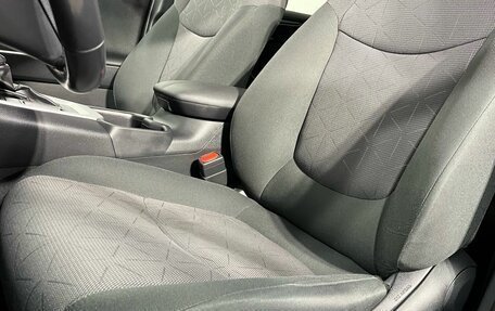 Toyota RAV4, 2019 год, 2 599 000 рублей, 14 фотография