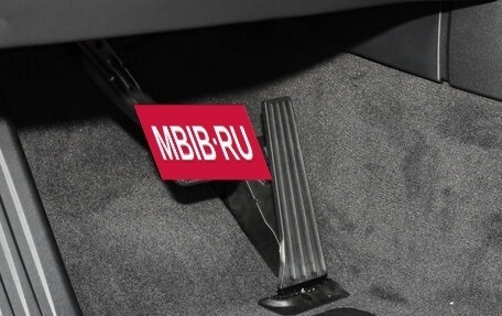 BMW 5 серия, 2025 год, 7 068 437 рублей, 30 фотография