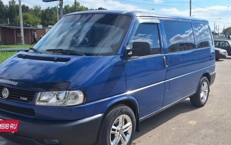 Volkswagen Transporter T4, 2002 год, 1 300 000 рублей, 3 фотография