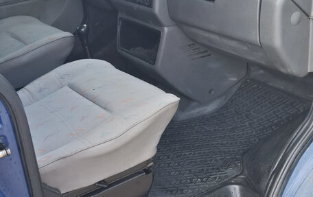 Volkswagen Transporter T4, 2002 год, 1 300 000 рублей, 35 фотография