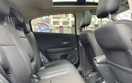 Honda Vezel, 2022 год, 1 400 777 рублей, 13 фотография