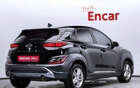 Hyundai Kona I, 2022 год, 1 370 000 рублей, 2 фотография