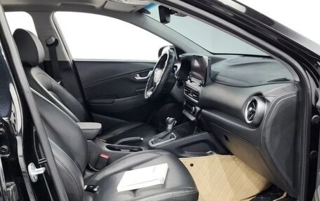 Hyundai Kona I, 2022 год, 1 370 000 рублей, 9 фотография