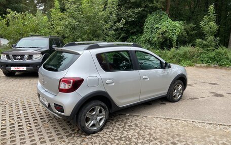 Renault Sandero II рестайлинг, 2019 год, 1 050 000 рублей, 6 фотография