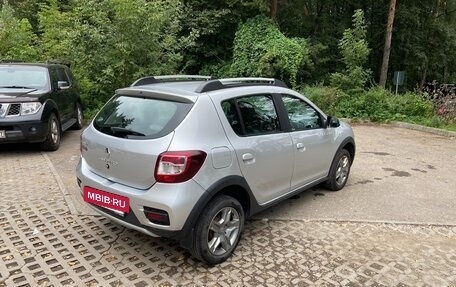 Renault Sandero II рестайлинг, 2019 год, 1 050 000 рублей, 5 фотография