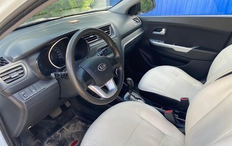 KIA Rio III рестайлинг, 2013 год, 835 000 рублей, 6 фотография