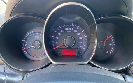 KIA Rio III рестайлинг, 2013 год, 835 000 рублей, 5 фотография