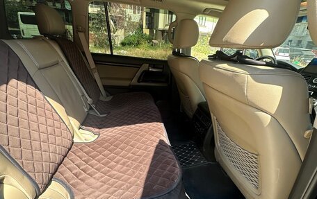 Toyota Land Cruiser 200, 2007 год, 2 500 000 рублей, 9 фотография