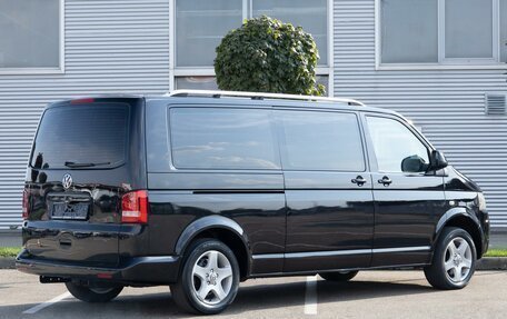 Volkswagen Caravelle T5, 2011 год, 2 035 000 рублей, 6 фотография