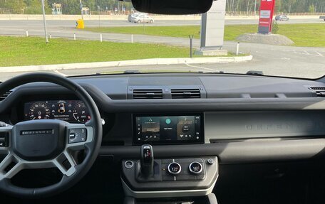 Land Rover Defender II, 2021 год, 5 400 000 рублей, 8 фотография