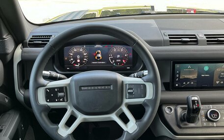 Land Rover Defender II, 2021 год, 5 400 000 рублей, 9 фотография