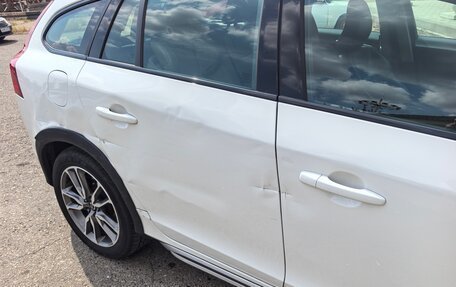 Volvo V60 Cross Country II, 2016 год, 1 700 000 рублей, 21 фотография