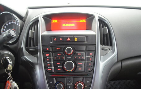 Opel Astra J, 2013 год, 730 000 рублей, 18 фотография