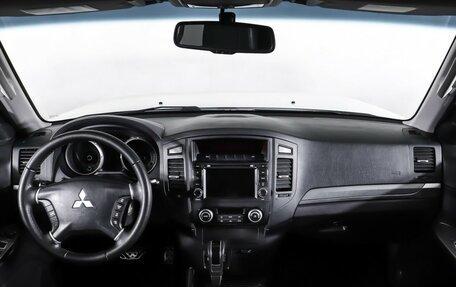 Mitsubishi Pajero IV, 2011 год, 1 790 000 рублей, 17 фотография