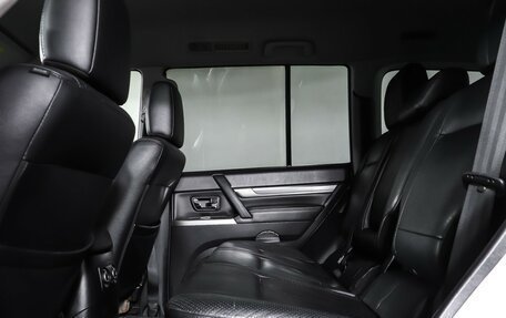 Mitsubishi Pajero IV, 2011 год, 1 790 000 рублей, 12 фотография