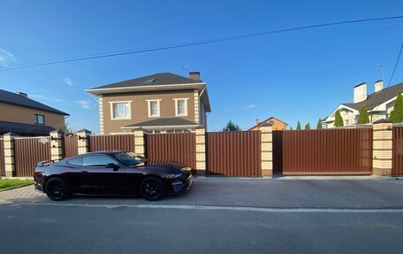 Ford Mustang VI рестайлинг, 2018 год, 2 500 000 рублей, 2 фотография