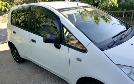Mitsubishi Colt VI рестайлинг, 2004 год, 445 000 рублей, 5 фотография
