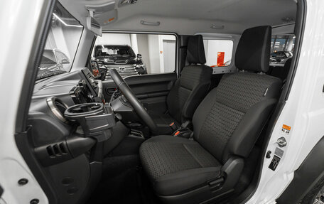 Suzuki Jimny, 2022 год, 3 070 000 рублей, 9 фотография