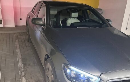 Mercedes-Benz E-Класс, 2020 год, 5 990 000 рублей, 2 фотография